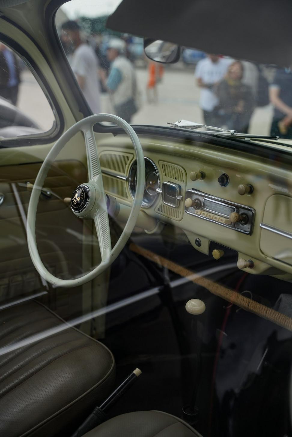 Vintage dashboard restoration